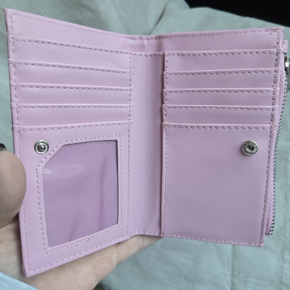 Elegant Pink Bow Women's Wallet - Picture 5 of 7